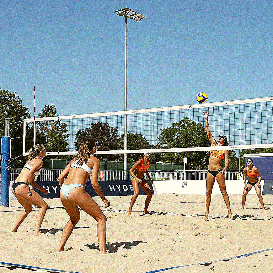 Zhu Ting's Wrist and the Bended Olympic Season of Chinese Women's Volleyball