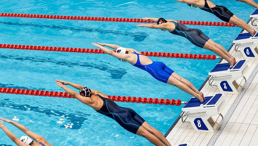 Việt Nam bơi lội bùng nổ SEA Games, Nguyễn Thị Huyền lập kỷ lục mới 400m rào
