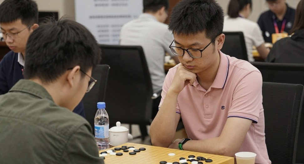 A Scoresheet as a Gift: A Champion's Strategy Is Not in the Moves, But in the Moment They Stop A Scoresheet as a Gift: A Champion's Strategy Is Not in the Moves, But in the Moment They Stop