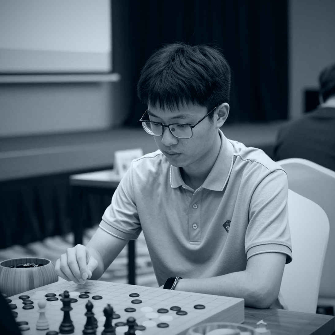 Giải Vô địch Mỹ: Woodward hạ Caruana, Lee nới rộng khoảng cách — và khoảng trống dữ liệu phía sau tiêu đề