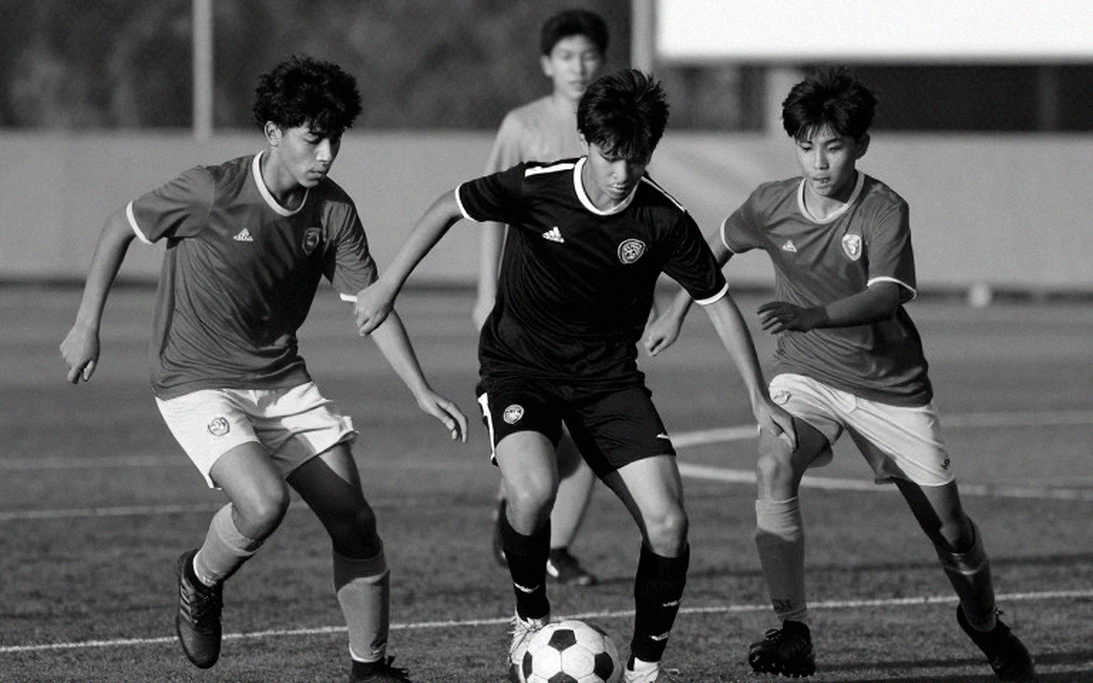 Tiếng nói của Higler trên sóng ESPN: lý lẽ nào thật sự đỡ lấy quyết định không thổi phạt đền ở Euroborg
