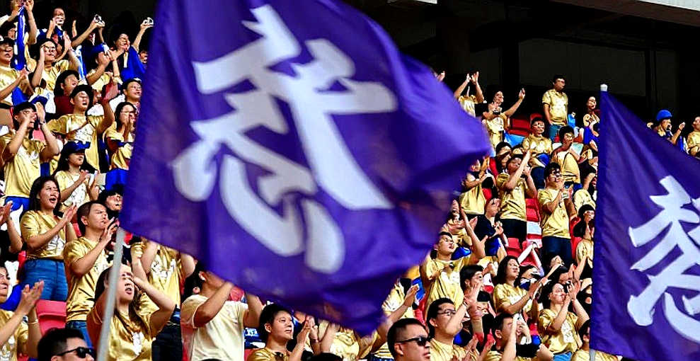 V.League 1: Khối phòng ngự lùi sâu và nghệ thuật bẻ cong không gian V.League 1: Khối phòng ngự lùi sâu và nghệ thuật bẻ cong không gian