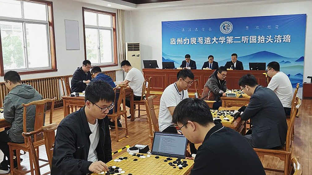 Khoảng trống dữ liệu trong thị trường đào tạo cờ vua: Phân tích chuyên sâu về khóa học chống Khai cuộc Scotch và bài học về tính toàn vẹn thông tin Khoảng trống dữ liệu trong thị trường đào tạo cờ vua: Phân tích chuyên sâu về khóa học chống Khai cuộc Scotch và bài học về tính toàn vẹn thông tin