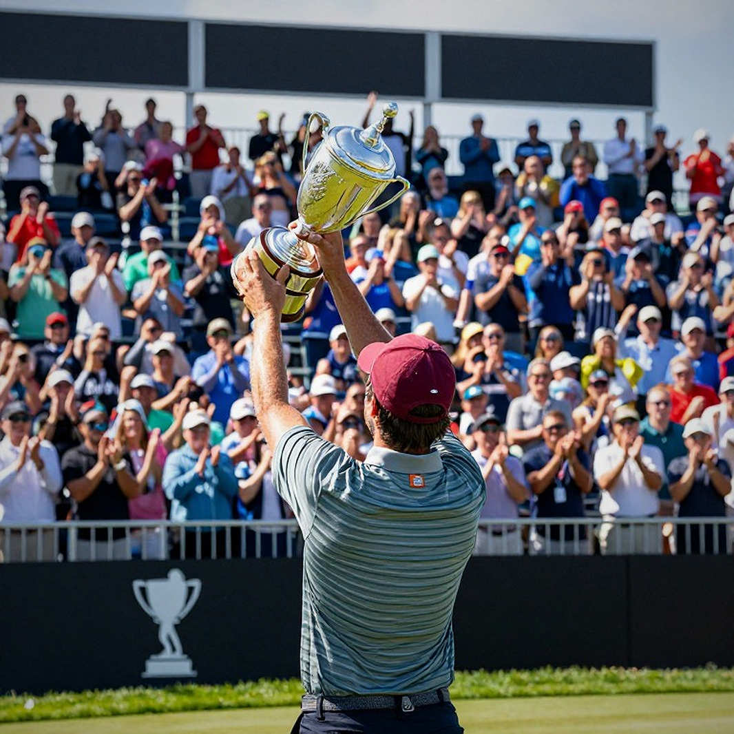 Tiger Woods nhận tội lái xe khi say rượu: Bản án 5 năm treo giấy phép và tương lai sân cỏ mờ mịt