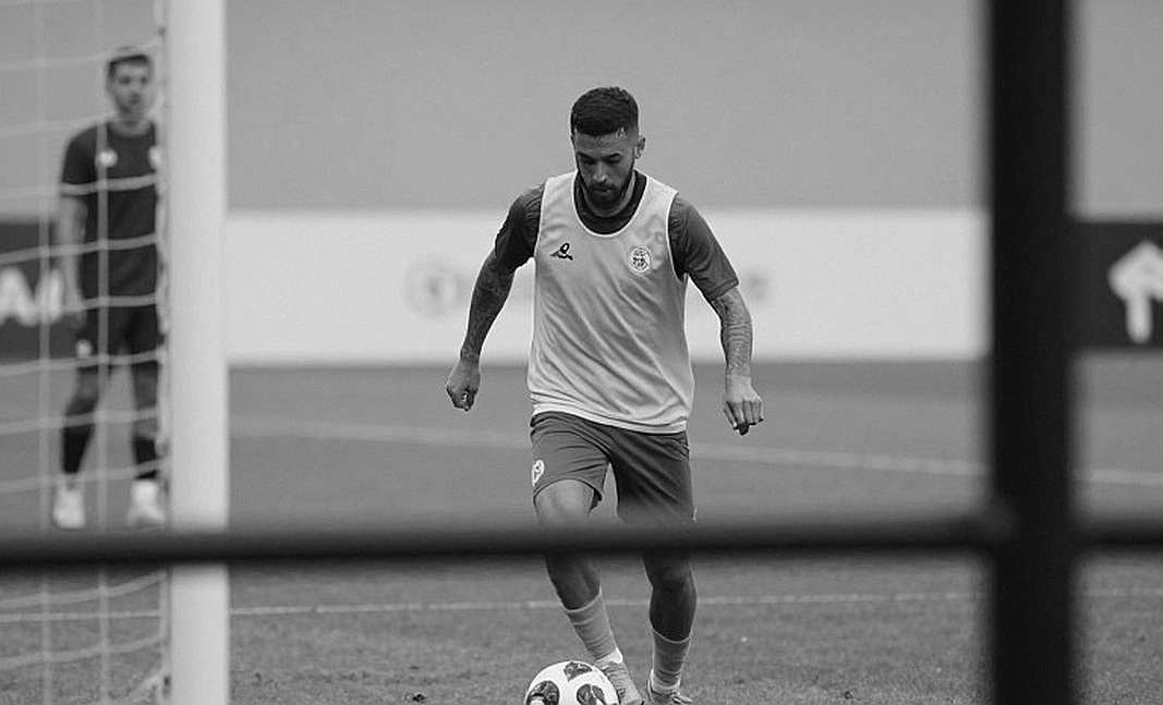 Thị trường chuyển nhượng V.League: Đọc hợp đồng để hiểu ai đang nói thật Thị trường chuyển nhượng V.League: Đọc hợp đồng để hiểu ai đang nói thật