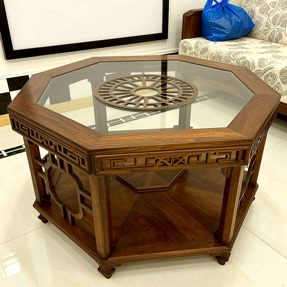 Vết xước của Abiodun: Nhà vô địch thua một trận và tầng sâu bóng bàn trẻ châu Âu ở Antibes