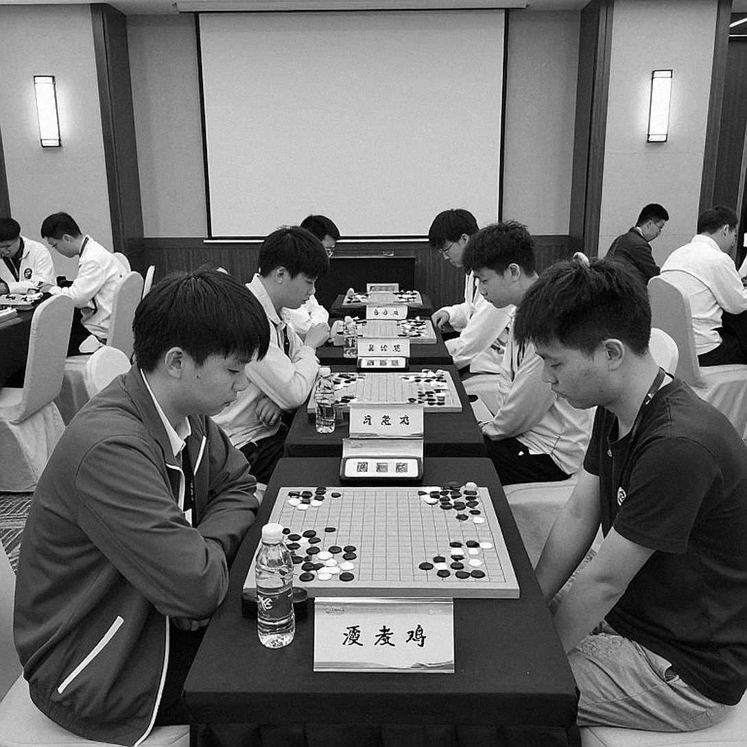Kasparov, Scotch 2026 và nghề bán giáo trình: điều một tiêu đề “FIDE” không nói Kasparov, Scotch 2026 và nghề bán giáo trình: điều một tiêu đề “FIDE” không nói
