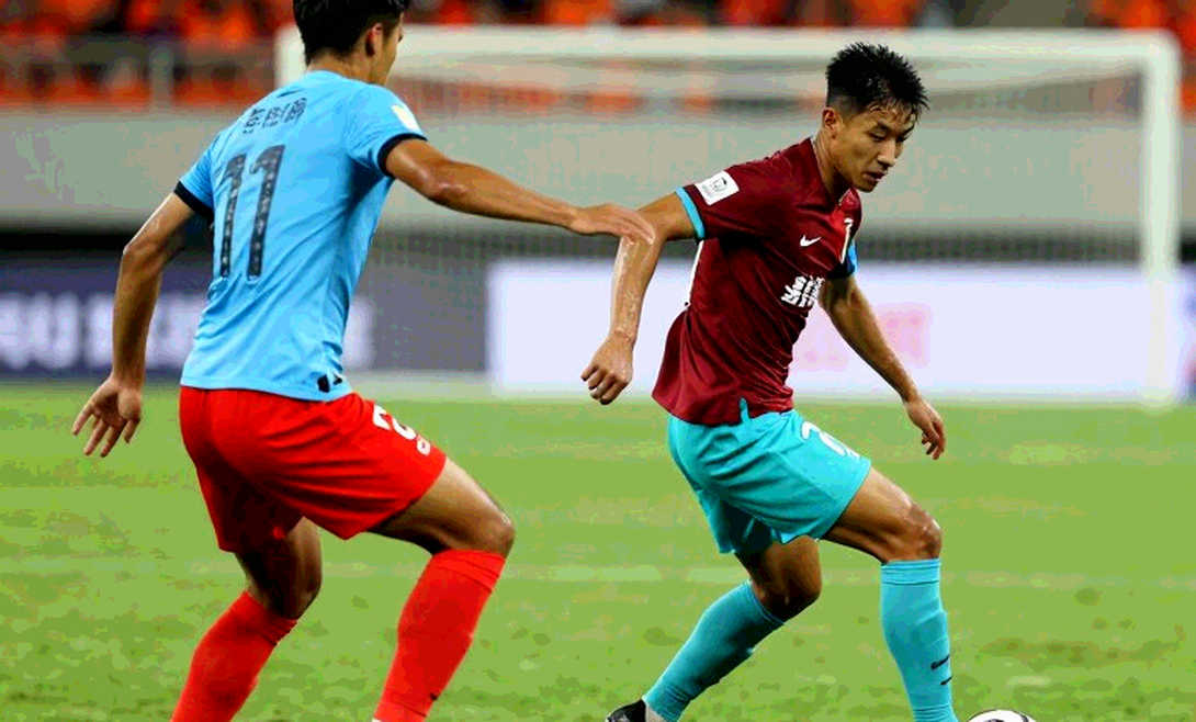 Southeast Asian Champions, World Cup Exiles: Vietnamese Football and the Offside Trap of Belief Southeast Asian Champions, World Cup Exiles: Vietnamese Football and the Offside Trap of Belief