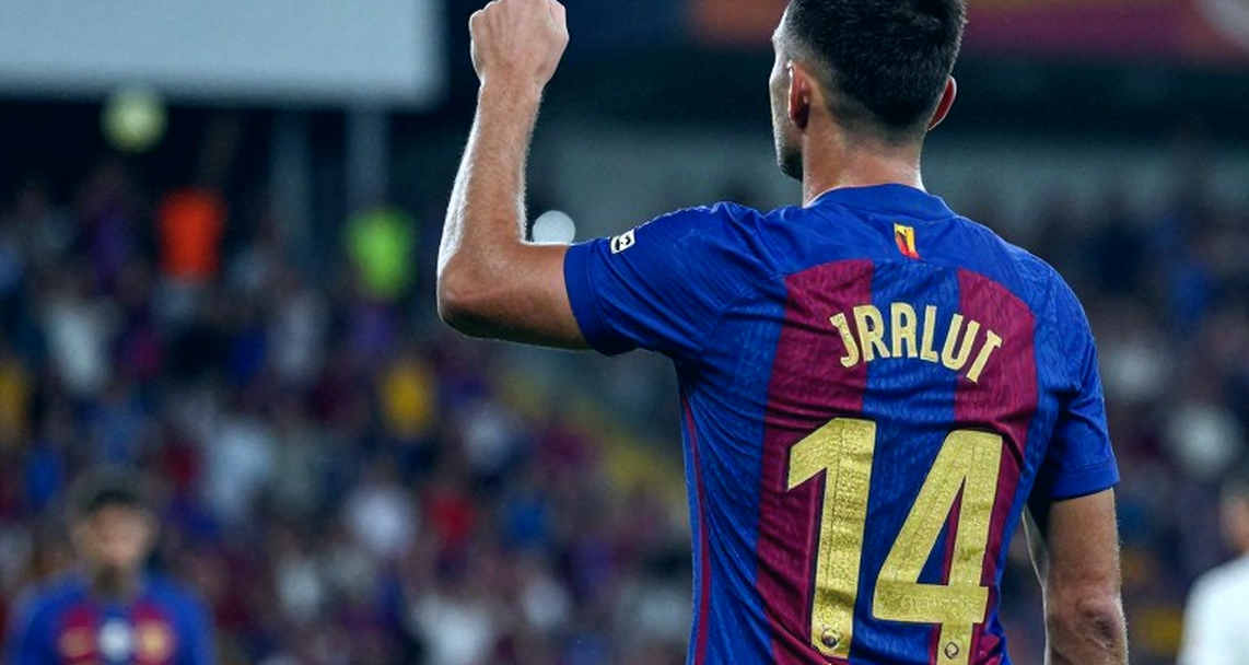 Bản tin Ronaldo bị treo giò 30 ngày: ba dấu đỏ phải kiểm trước khi tin