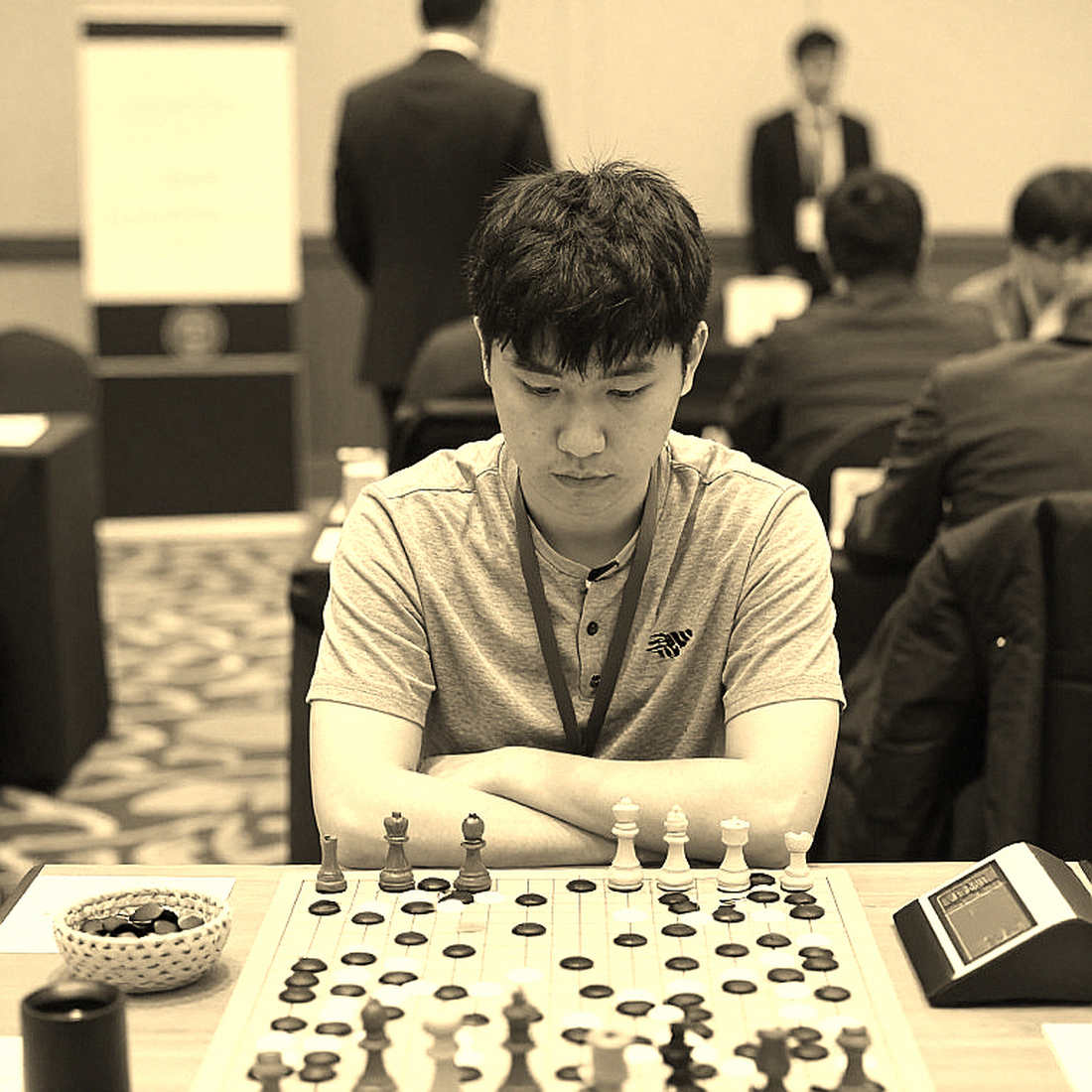 Carlsen và câu hỏi lớn: Khi AI san phẳng lợi thế, con người còn chỗ nào để giỏi hơn?