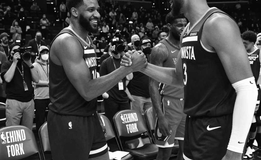 Phoenix Fuel Masters swap imports mid-Governors' Cup: Marcellus Earlington and the integration gamble before Meralco Phoenix Fuel Masters swap imports mid-Governors' Cup: Marcellus Earlington and the integration gamble before Meralco