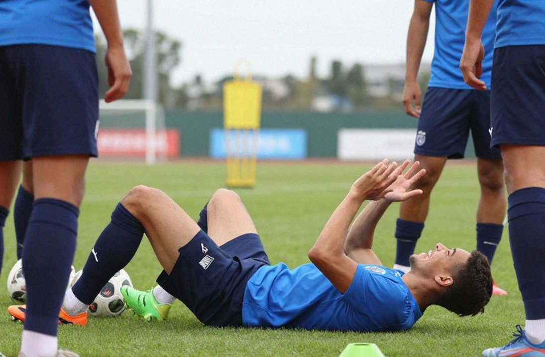 The Empty Dossier and the Trap of a Perfect Transfer Story