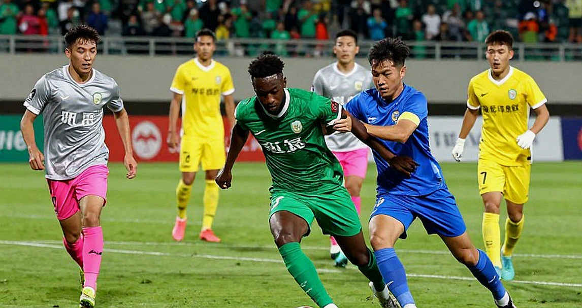 Thailand 2-0 Vietnam: A Wall Built on 34-Year-Old Legs Thailand 2-0 Vietnam: A Wall Built on 34-Year-Old Legs