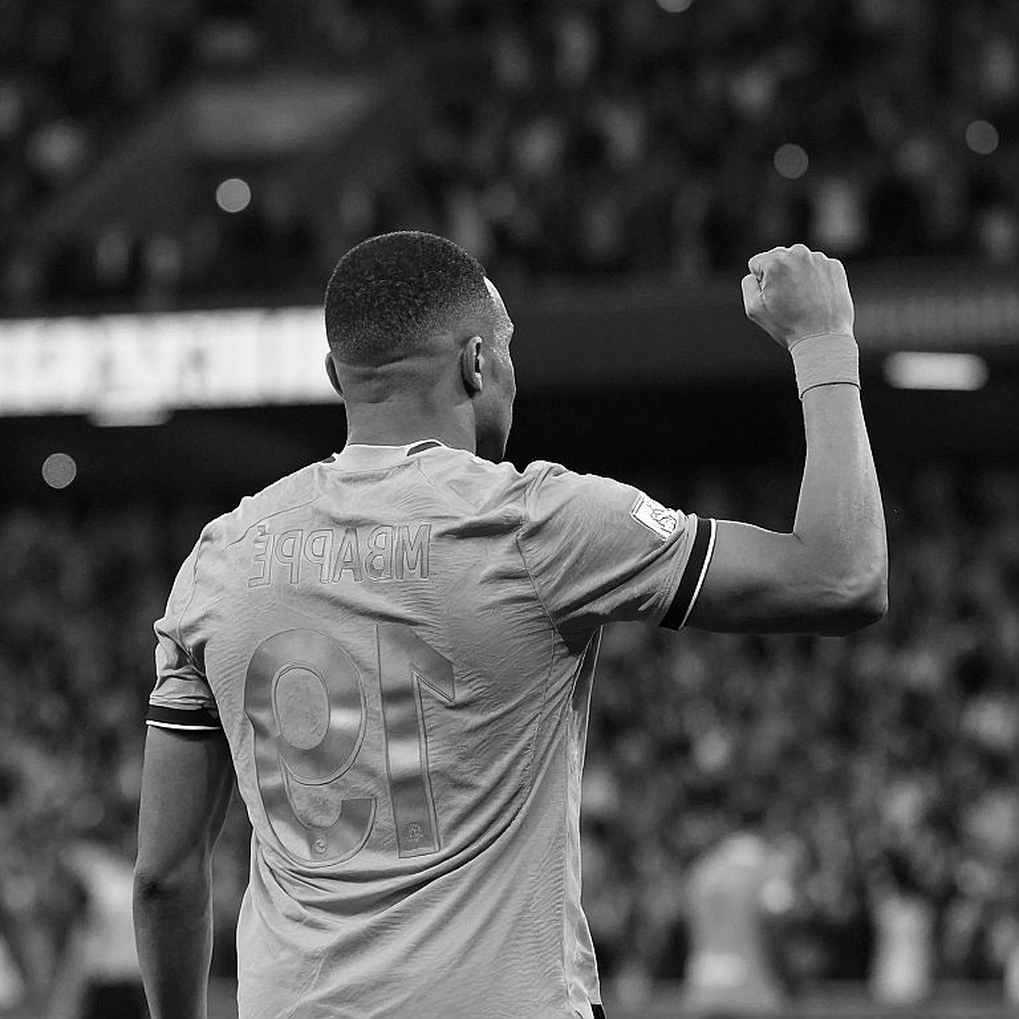 Gattuso, những đêm trắng và cái giá của một tấm thẻ đỏ