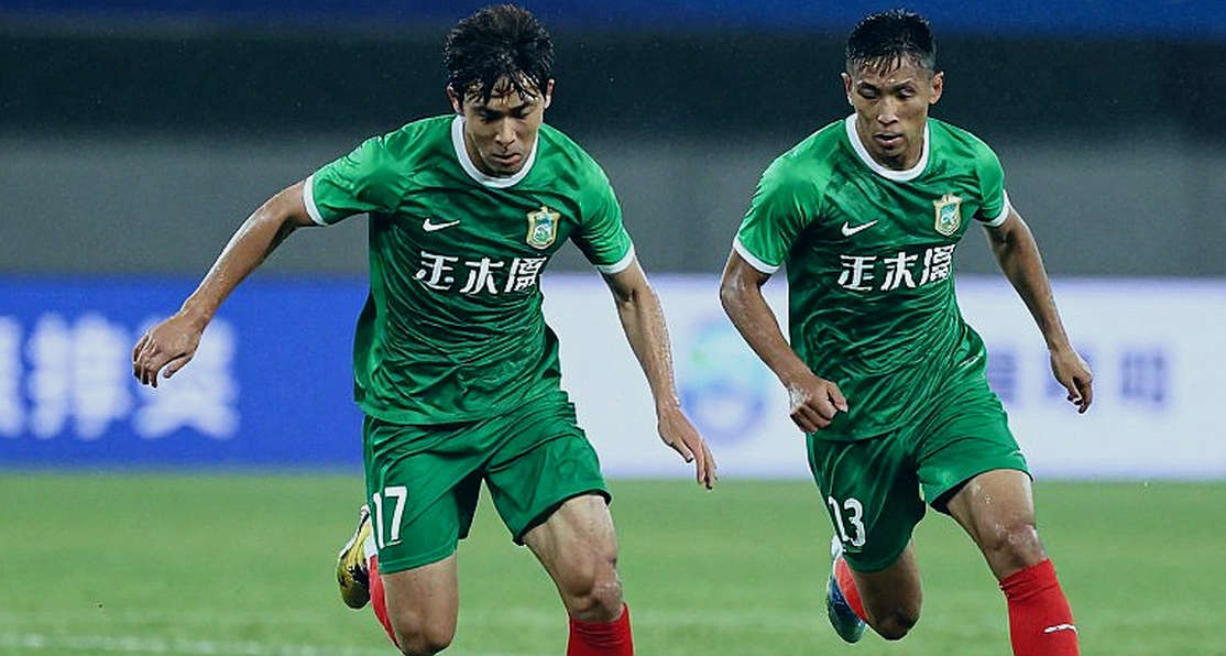Minh Khoa, hai trăm cây số và tiếng thở chưa kịp đều của đội tuyển Việt Nam trước giờ vào bảng B
