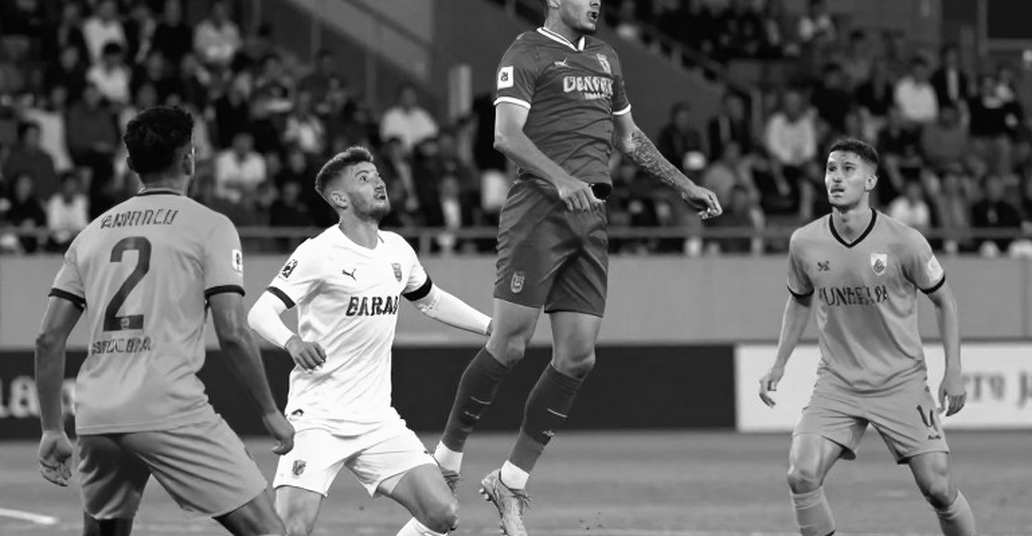 Vietnamese Football: The Crack Beneath the Southeast Asian Throne