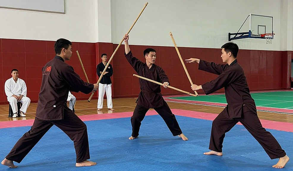 A Name Is the First Promise: Vietnamese Combat Sports and the Discipline of Verification Amid a Storm of Rumors A Name Is the First Promise: Vietnamese Combat Sports and the Discipline of Verification Amid a Storm of Rumors